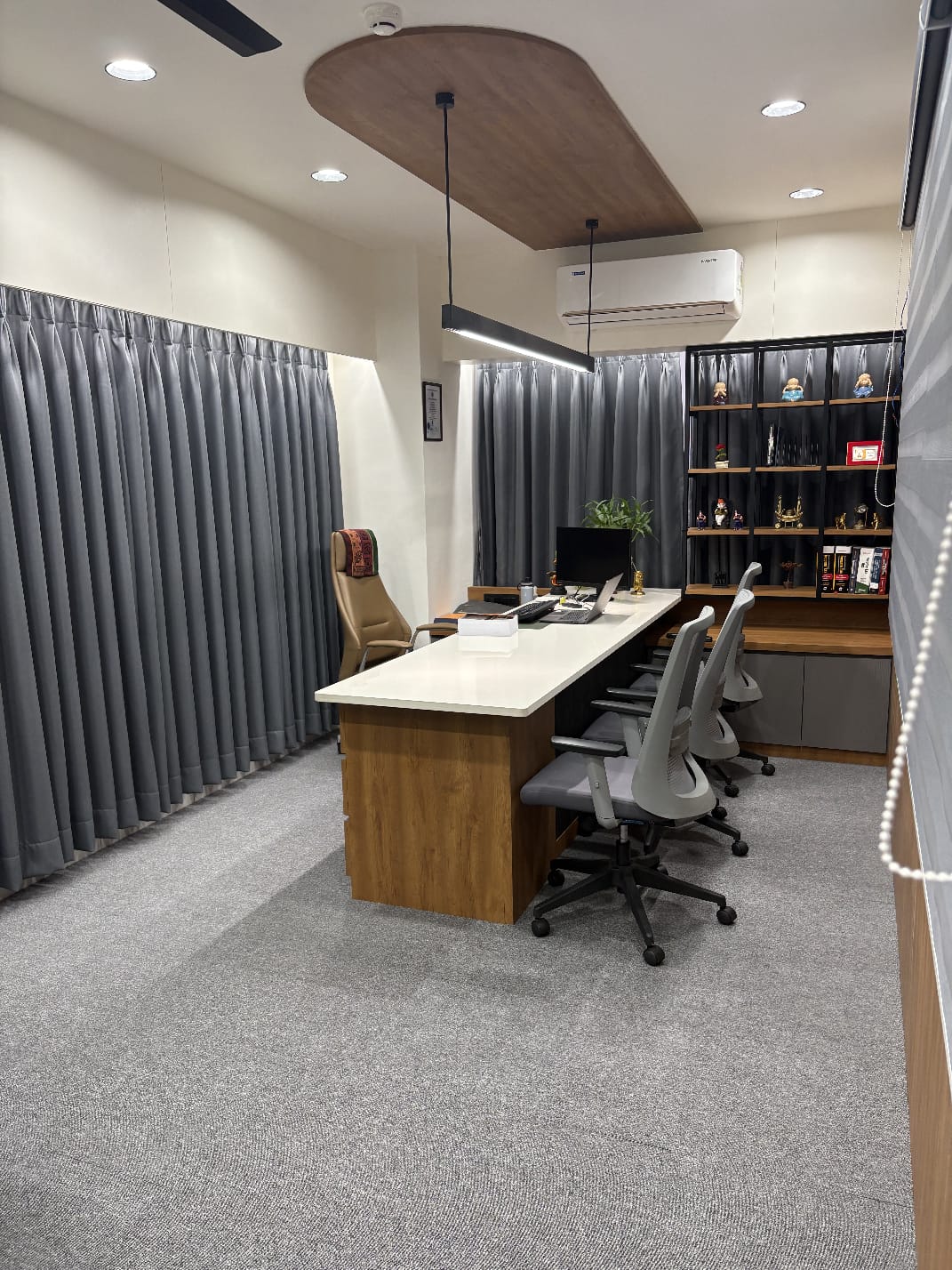 Professional Workspace for Trusted Advisory